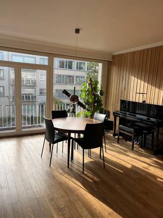 Lichtrijk en instapklaar 2-slaapkamerappartementOp zoek naar een instapklaar appartement in de gegeerde Pulhofwijk?Ontdek dit lichtrijke en smaakvol...