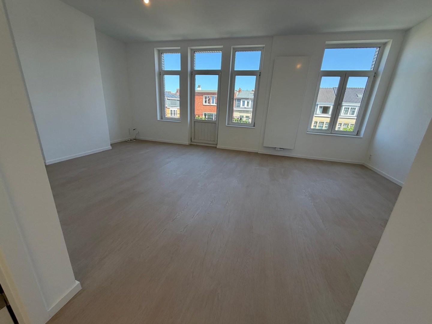 Vernieuwd appartement in het hart van Schaarbeek - foto 2