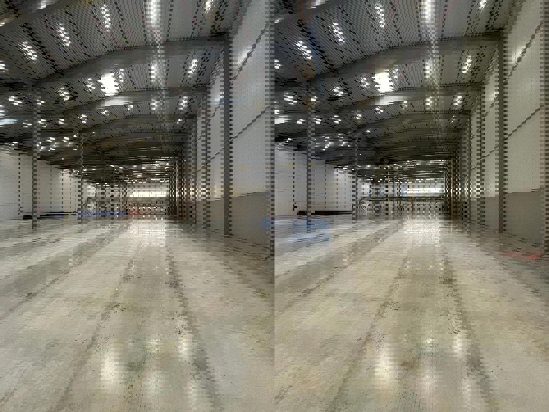 TE HUUR - Boom logistiek magazijn 6.516m² met 7 loskades - foto 4