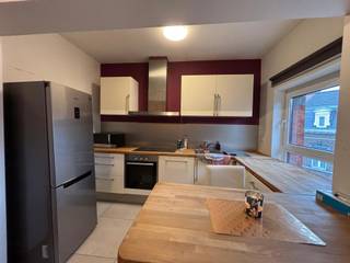 Envie d'une visite ? 0485 60 06 82We Invest Liège et Léa ont le plaisir de vous présenter à la location cet appartement 2 chambres idéalement situé à...