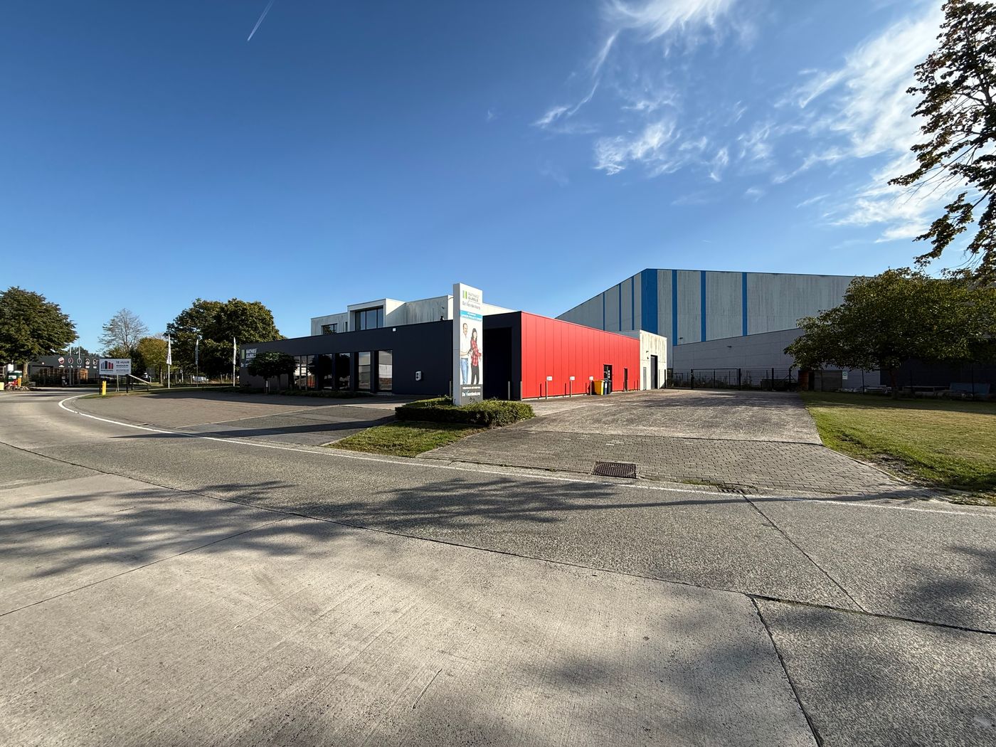 1.200 m² bedrijfsgebouw gelegen op De Prijkels - foto 1