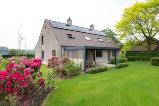 Deze energiezuinige woning in Wortel is onlangs gerenoveerd (2022) en biedt alles wat u nodig heeft voor een comfortabel en zorgeloos leven. Met...