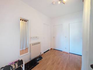 Te renoveren appartement in Buizegem-wijk te Edegem in een kleinschalig gebouw. Gelegen in een rustige woonwijk nabij het gekende park 'Romeinse...