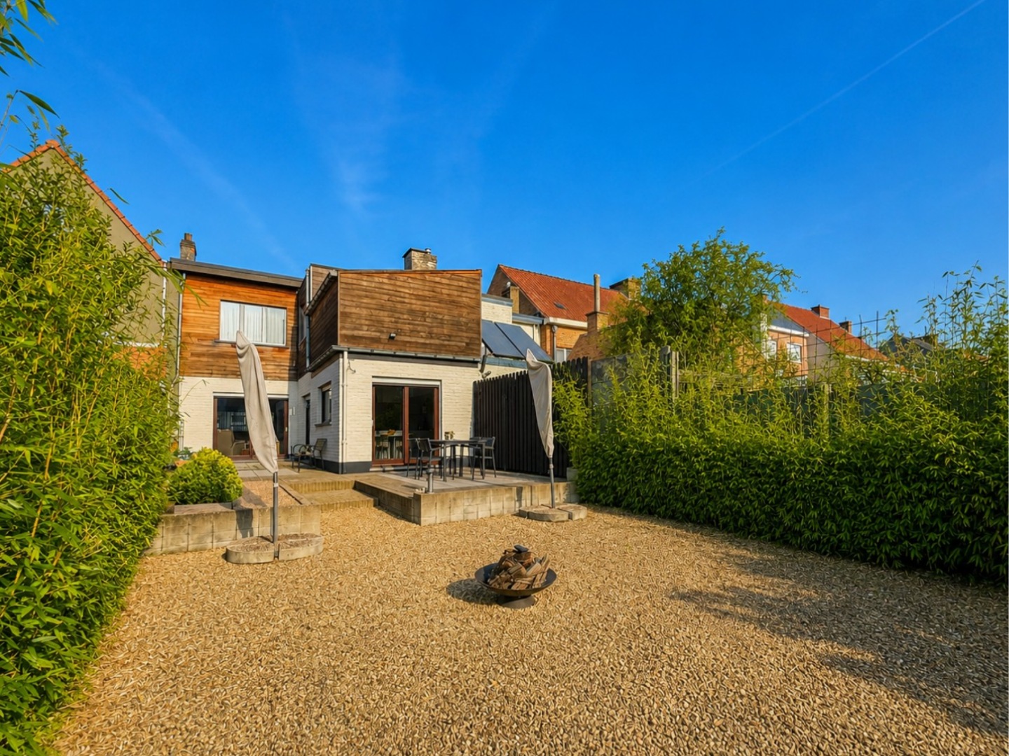 Te koop, instapklare stadswoning met garage en zonnige tuin - foto 4