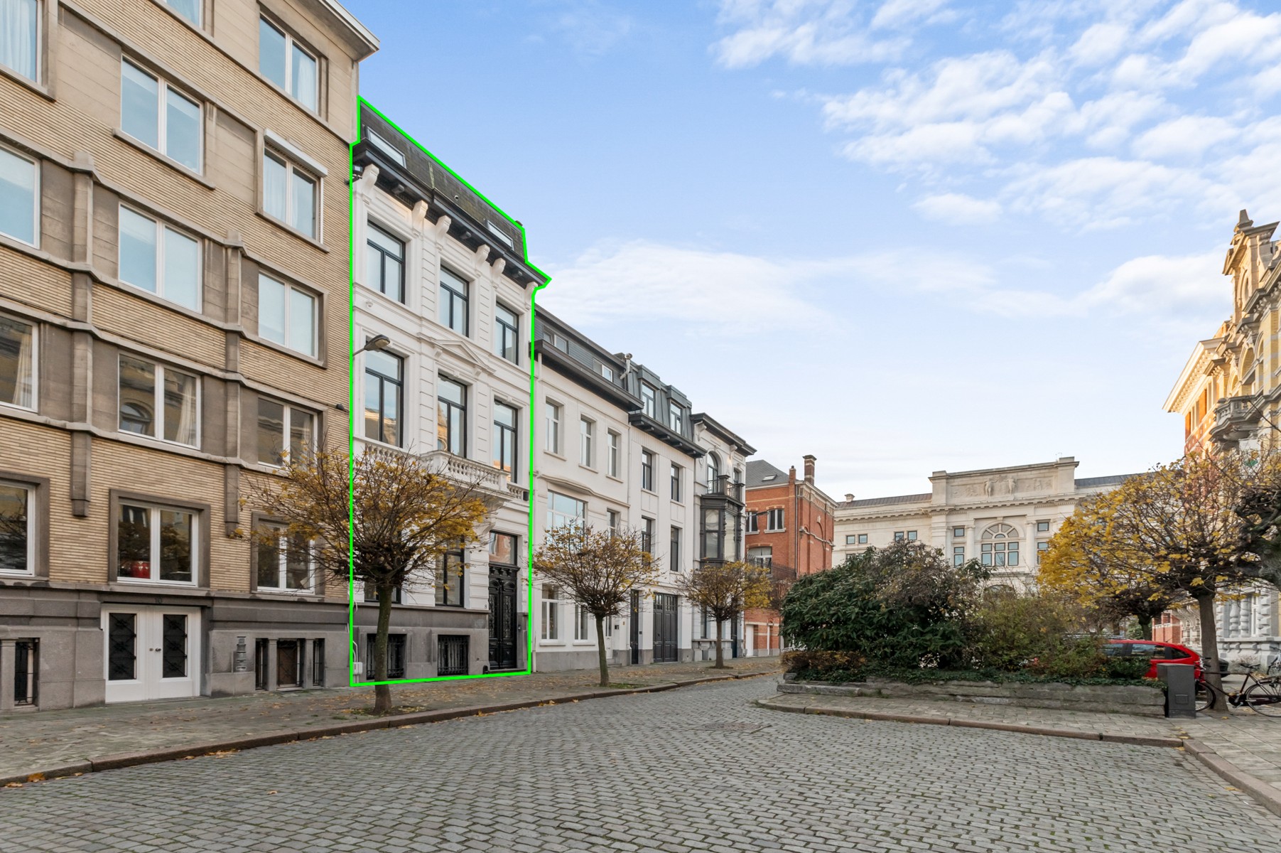 Luxueus wonen op toplocatie met garage - foto 1