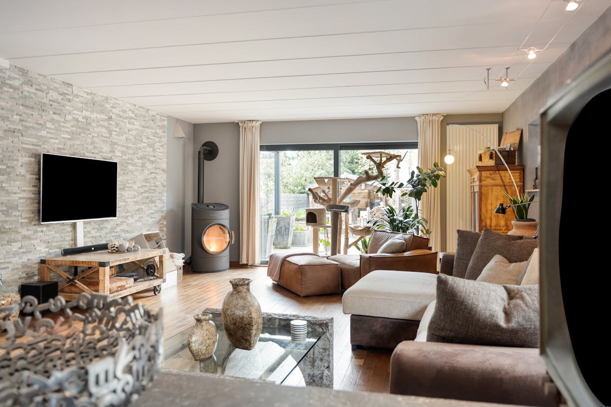 Energiezuinig en ruim huis met 4 slaapkamers in Hasselt. - foto 2