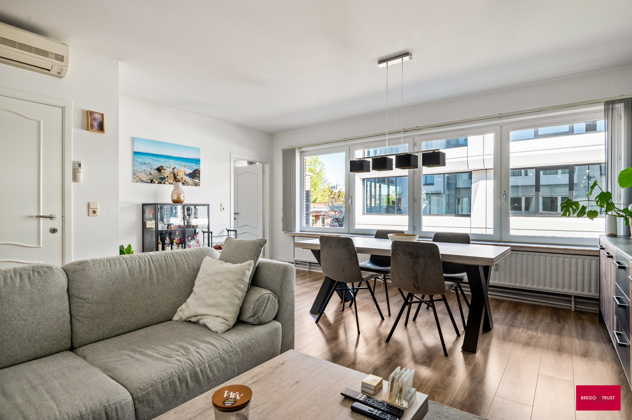 App met 2 slpkamers, aangenaam terras en kelderberging - foto 2