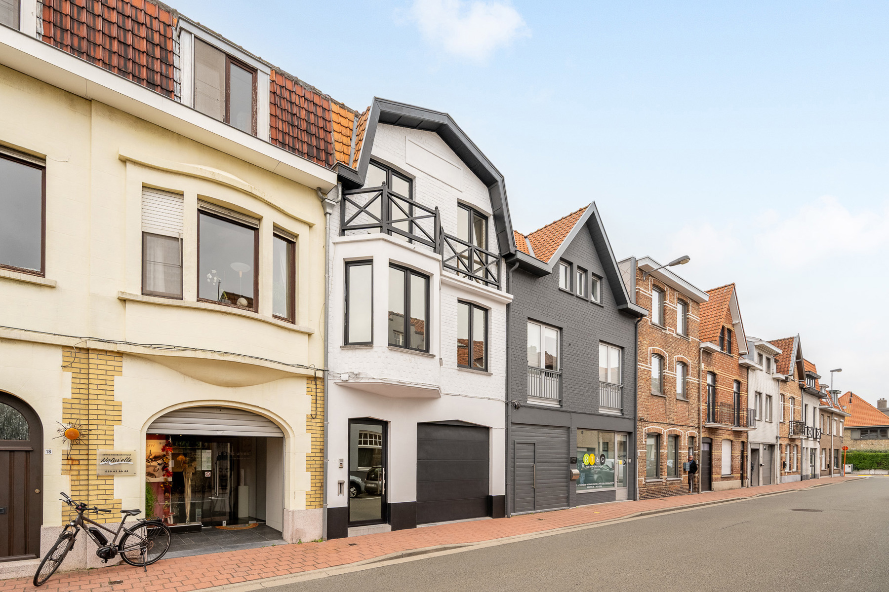 House for sale in Knokke-Heist with 5 bedrooms - photo 2