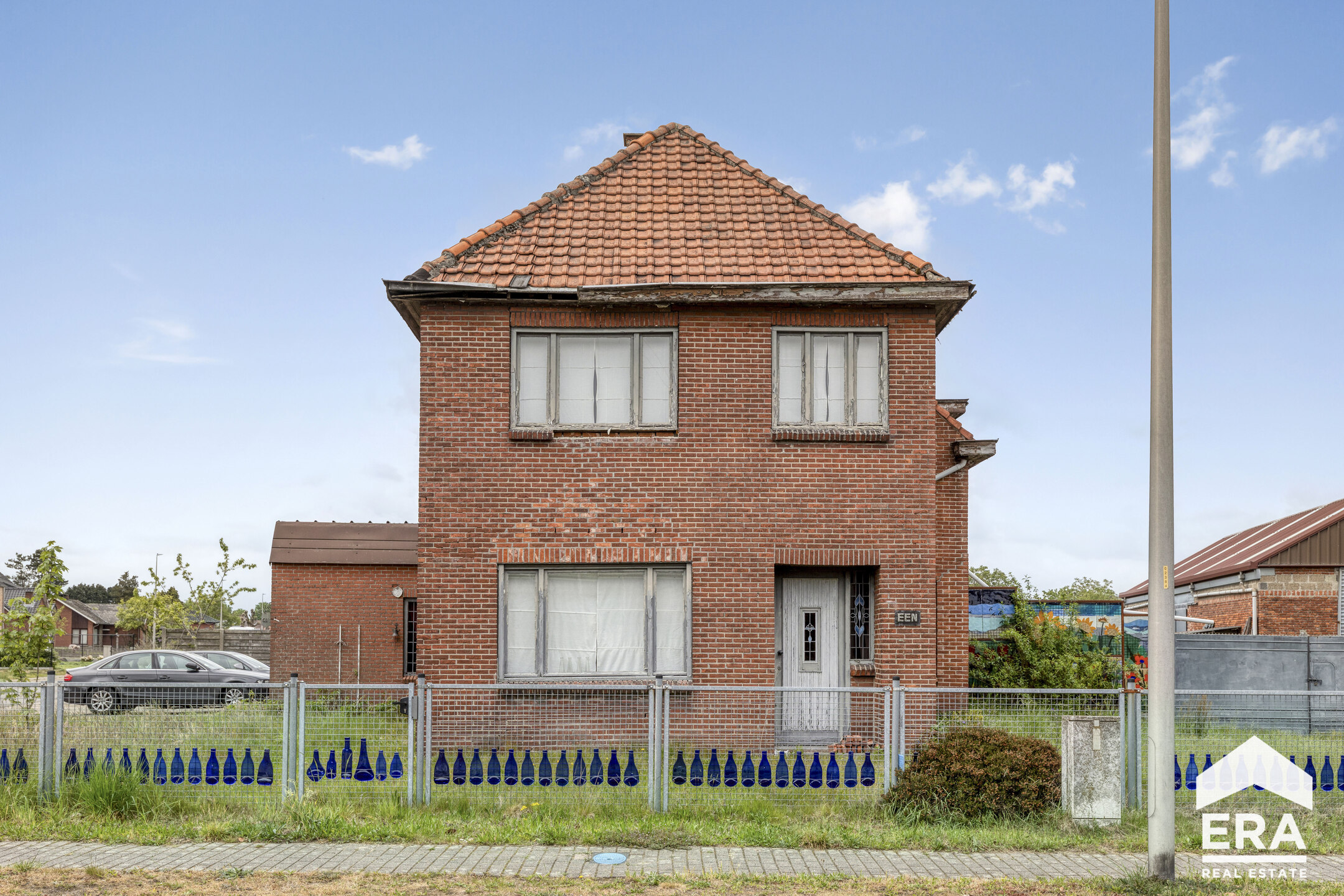 Te renoveren woning met grote schuur te koop in Lommel - foto 2