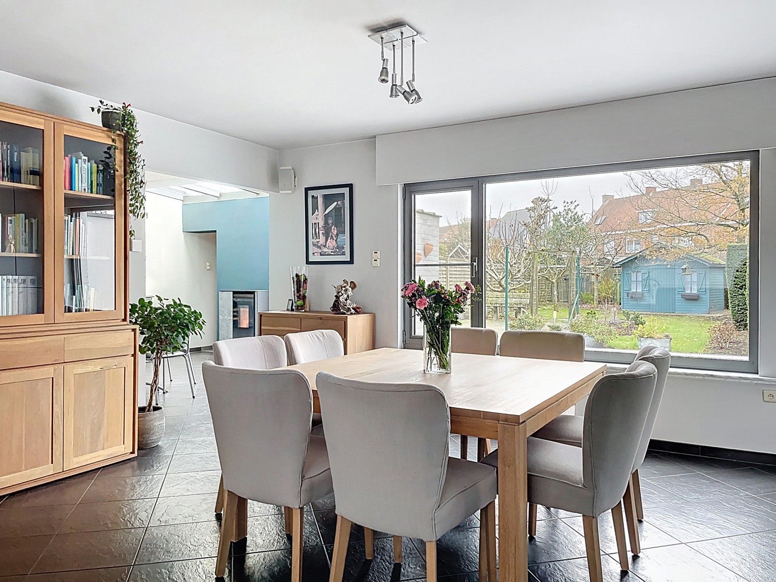 Instapklare woning met 4 slaapkamers, bureel en tuin - foto 5