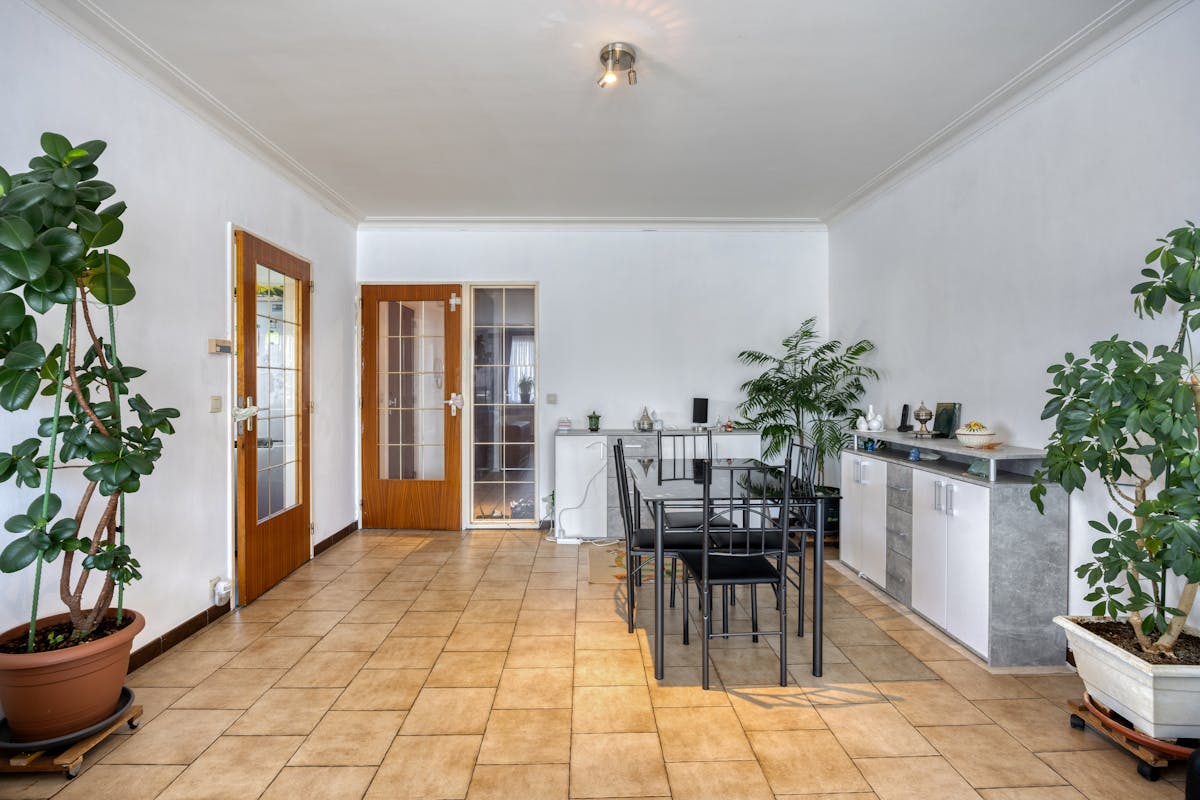 Appartement met 2 slaapkamers te koop in Burcht. - foto 5