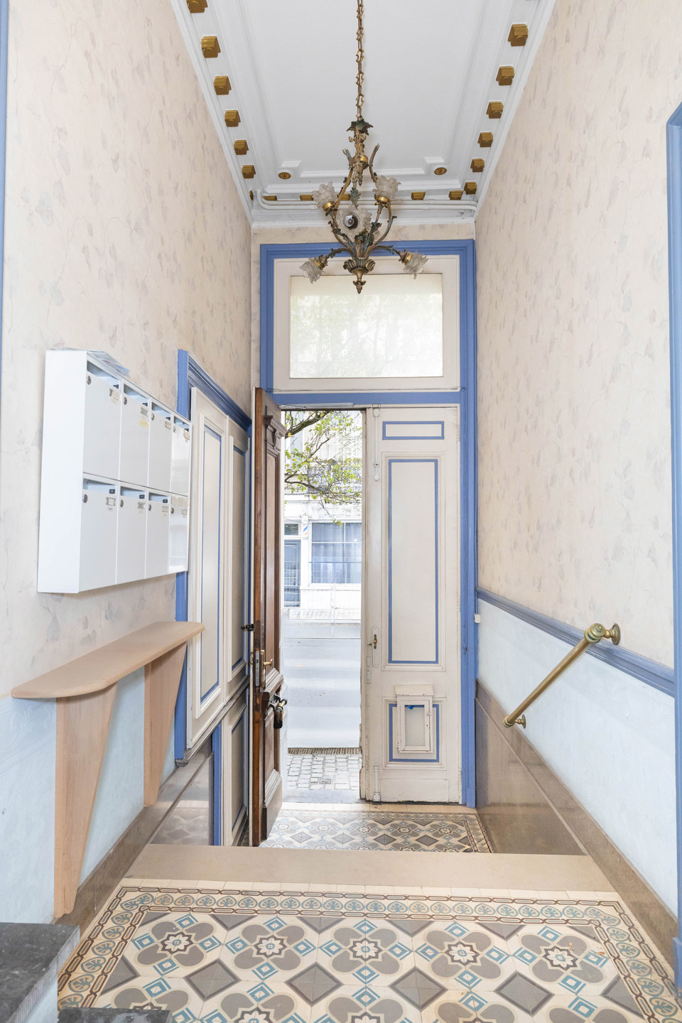 Apartment for sale in Ixelles with 1 bedroom - photo 5