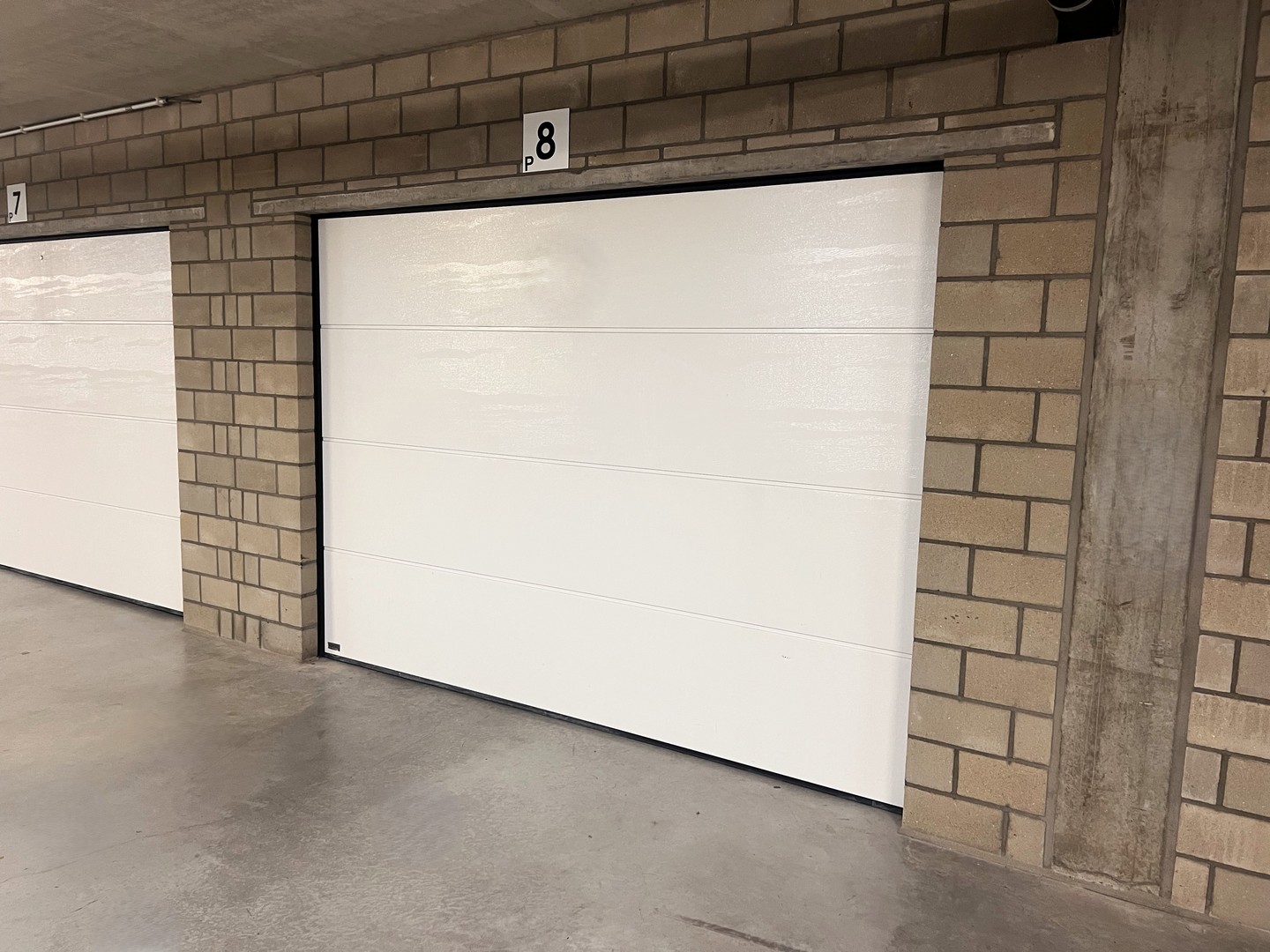 Garage te koop op centrale ligging in Rumbeke - foto 1