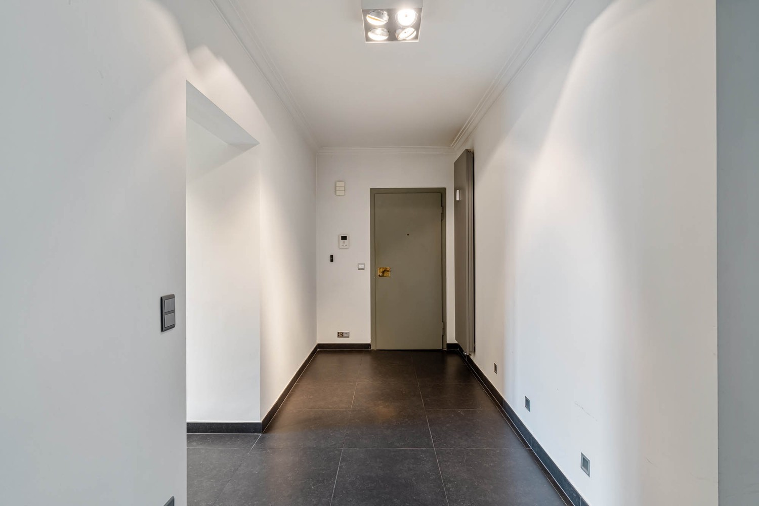 Ruim appartement met 3 slaapkamers in hartje Leuven - foto 2