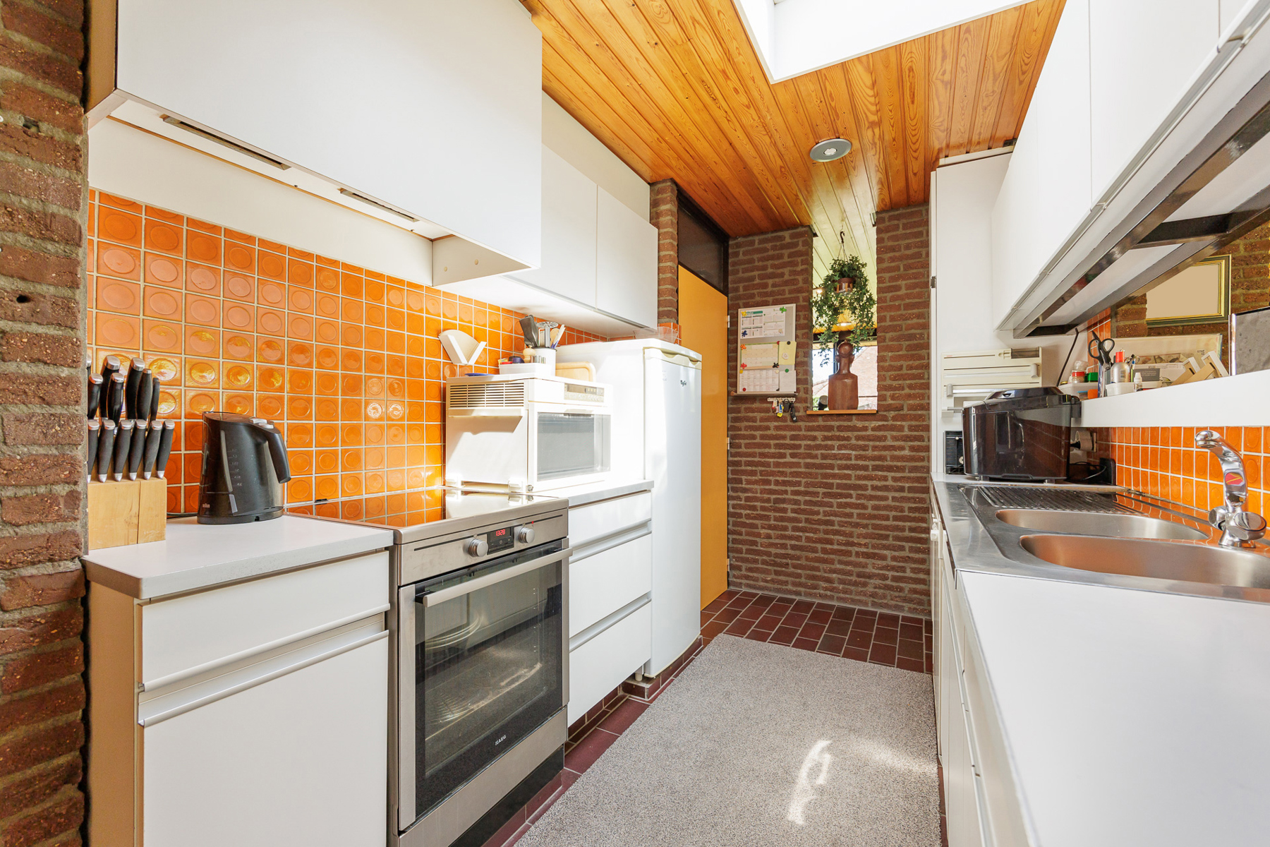 Laagbouwwoning met 3 slaapkamers op een perceel van 708m². - foto 5