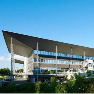 Ces bureaux sont situés dans le parc d'affaires Axis Parc à Mont-Saint-Guibert. La proximité de l'université de Louvain-La-Neuve, de Wavre et...