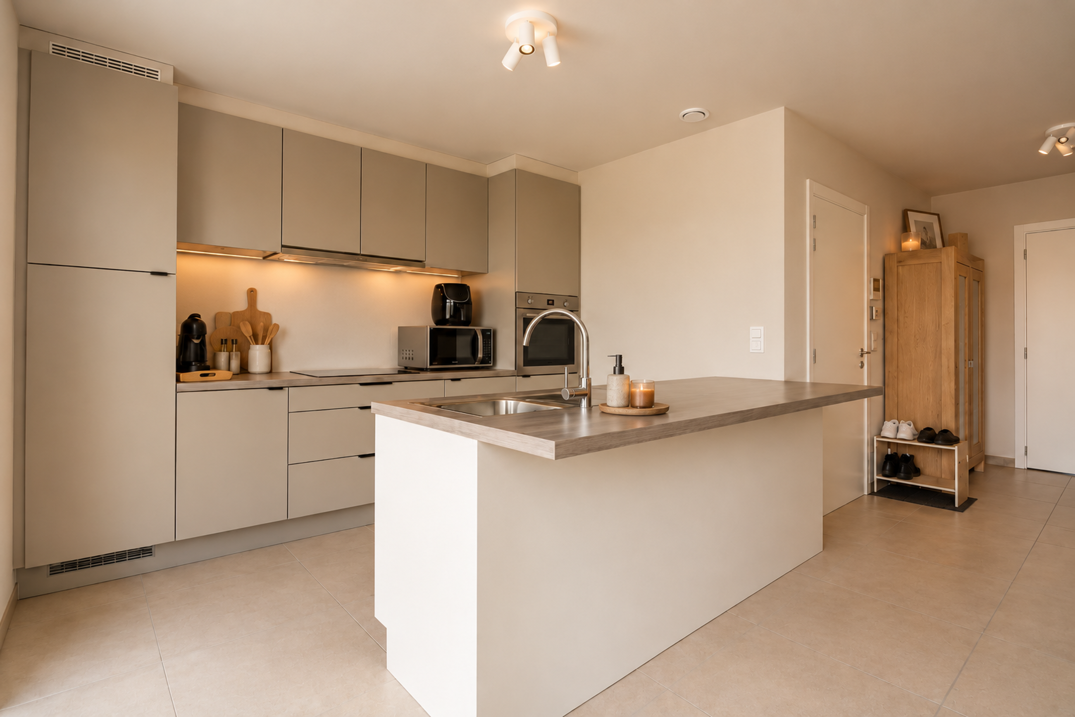 Recent 2-slpk appartement met terras en garage – EPC A+ - foto 2