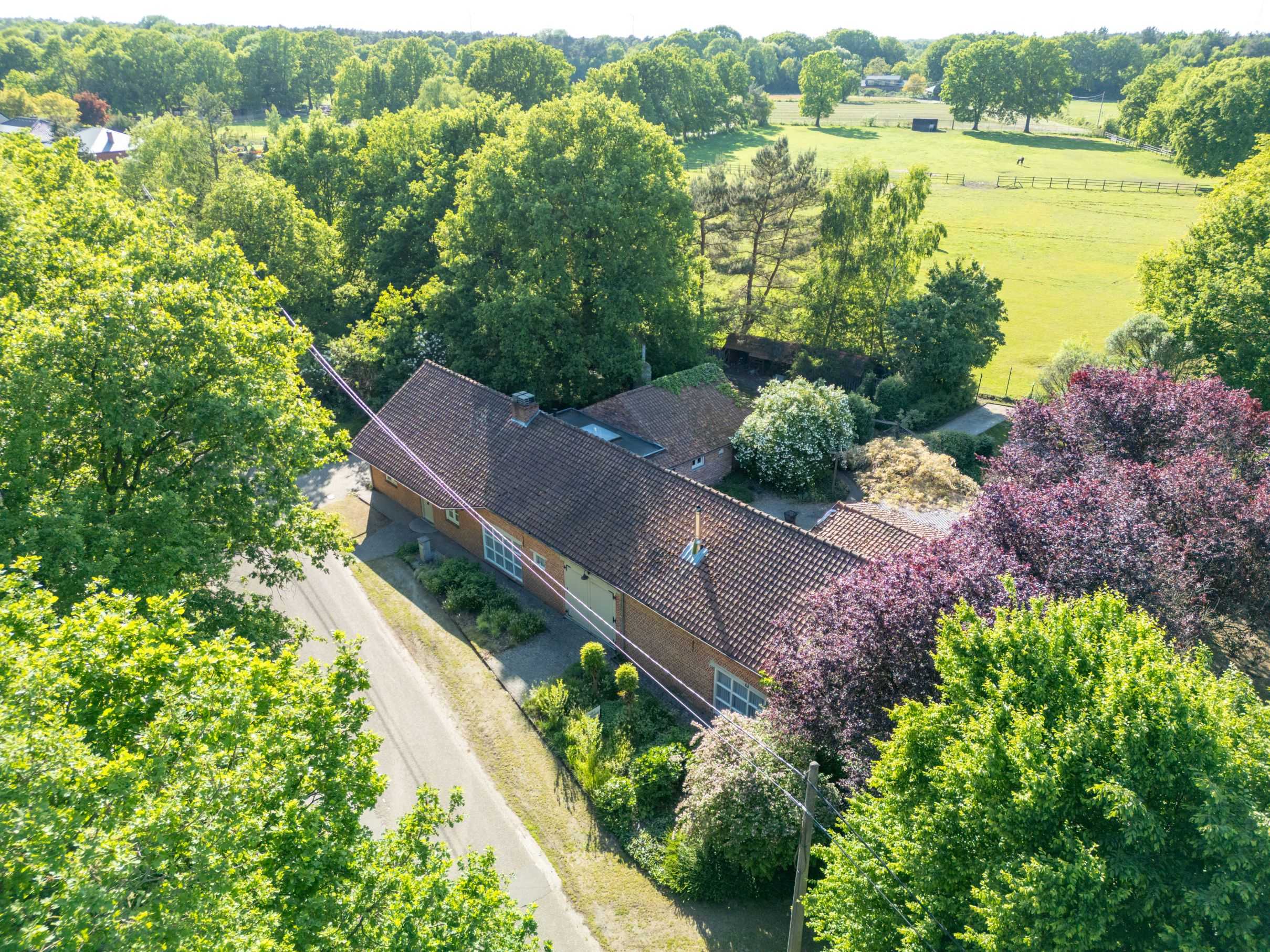 Huis te koop in Oostham met 4 slaapkamers - foto 1