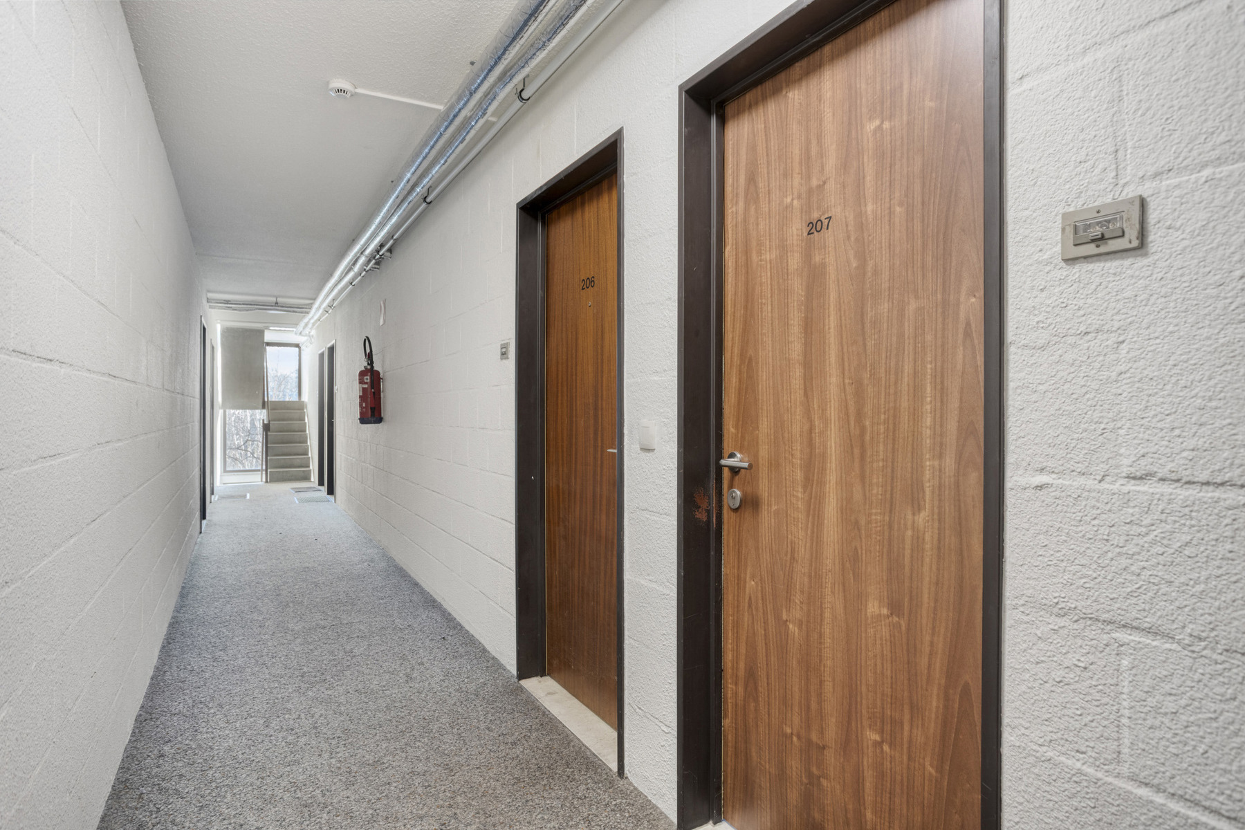 Instapklare studio met aparte slaaphoek aan de Leuvense Ring - foto 5