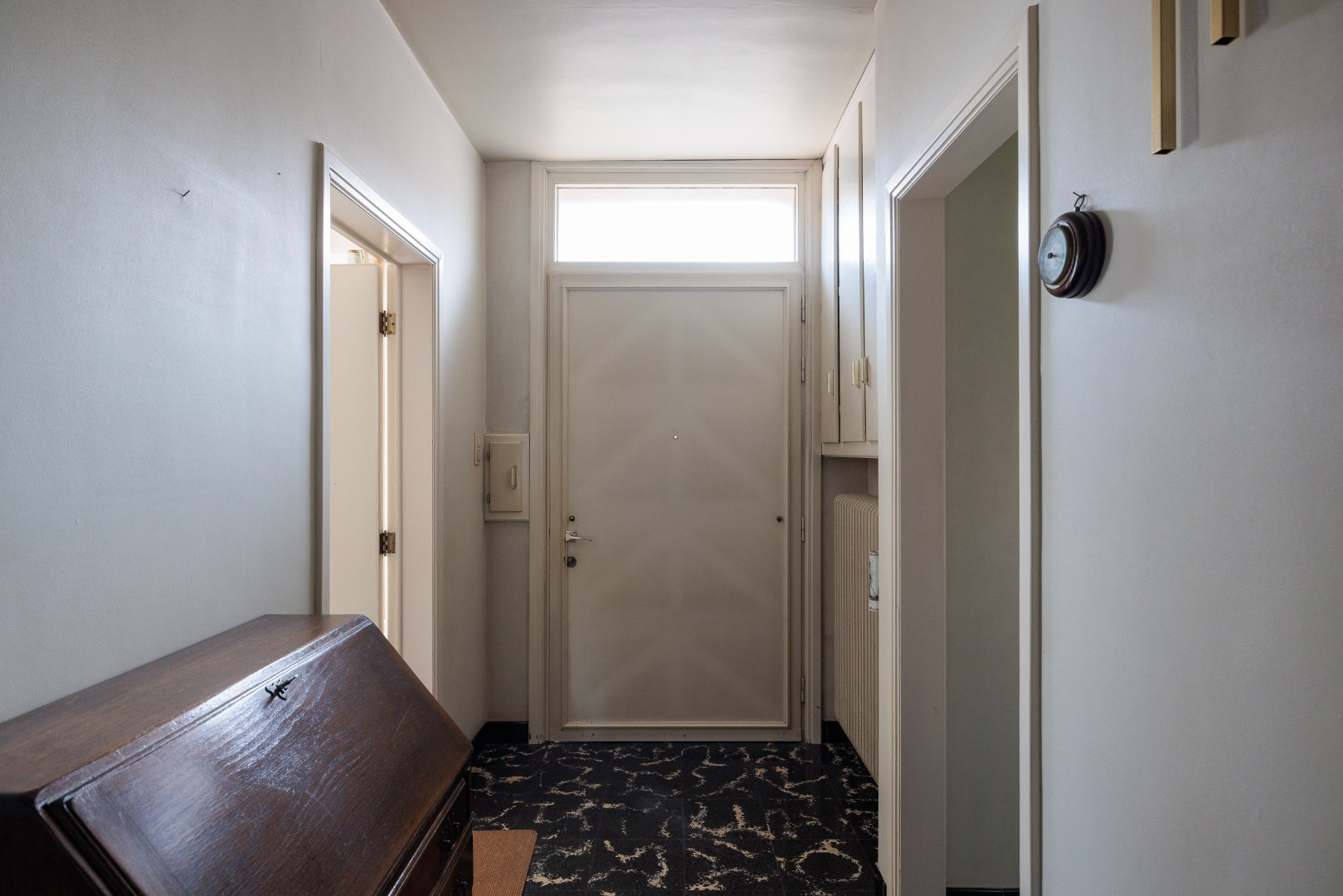 Ruime dorpswoning op 3120m2 met oprit, stalgebouw en weide - foto 4