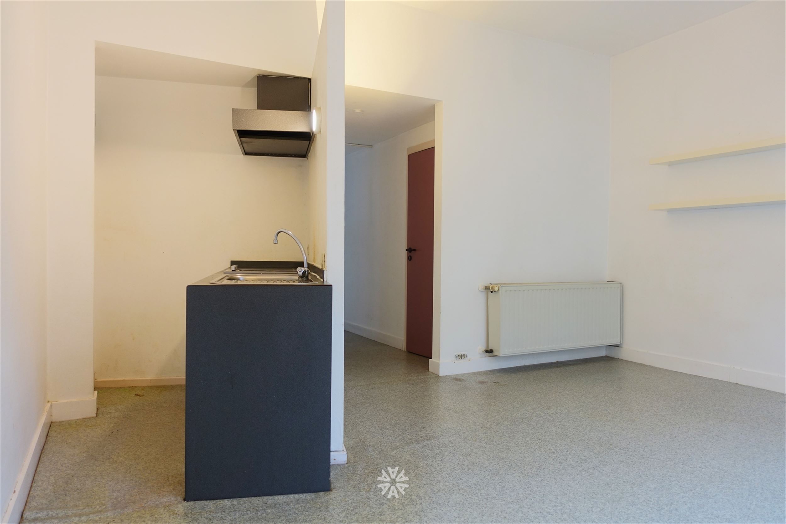 Gerenoveerd appartement te huur nabij Sint-Pietersstation Gent - foto 4