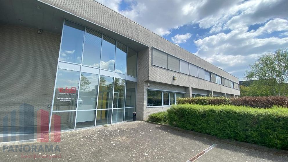 Instapklaar kantoor van 671 m² op een toplocatie, vlak bij de op- en afrit E19 te Mechelen. - foto 5