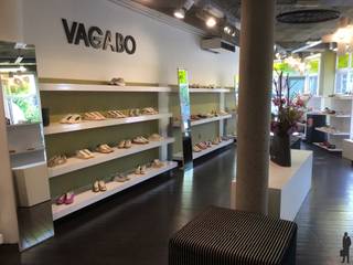 Commerciële ruimte op een top locatie in het centrum van Hoogstraten. (hoek Vrijheid/Gelmelstraat)Het handelspand is als volgt...