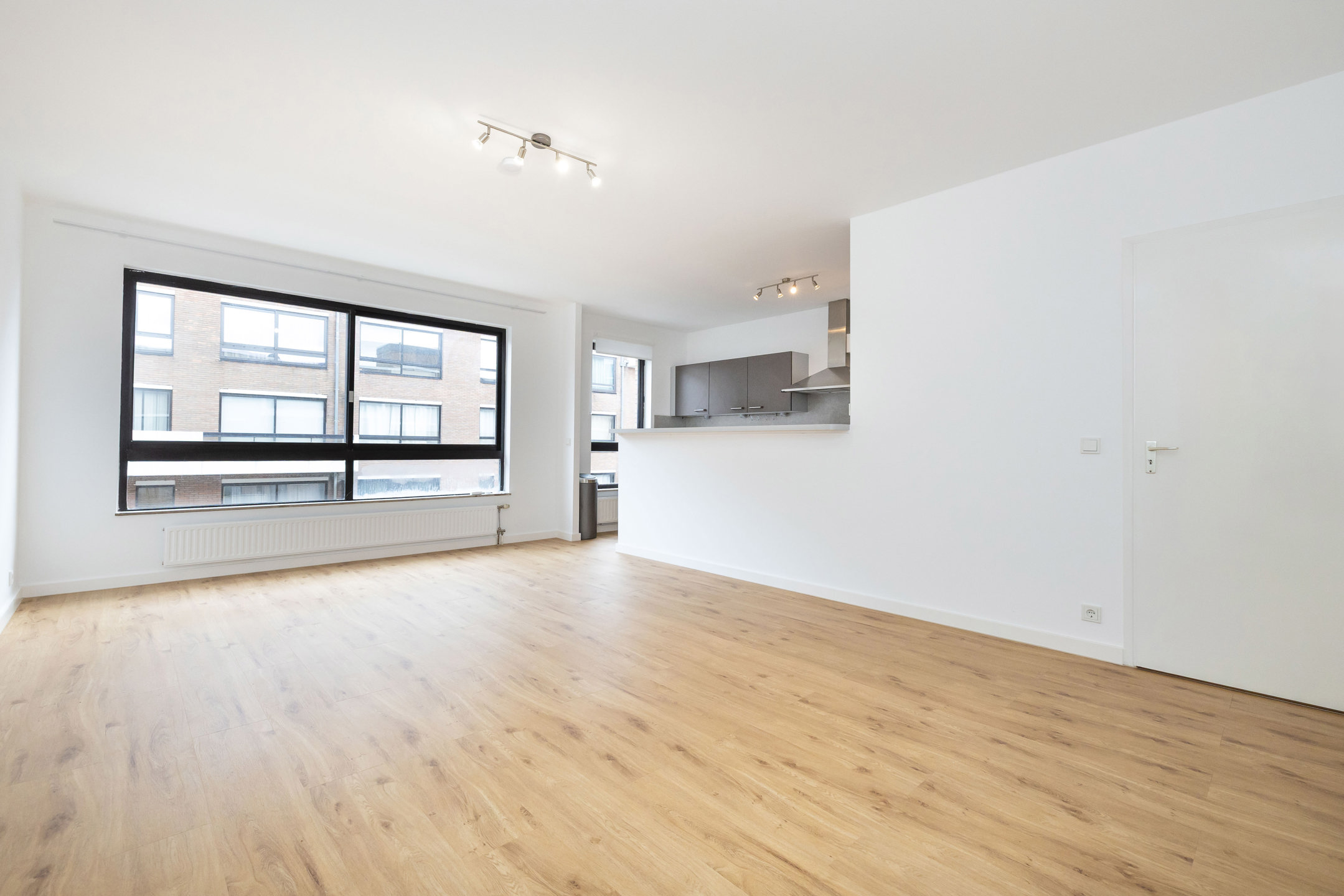 Apartment for sale in Ixelles with 2 bedrooms - photo 1