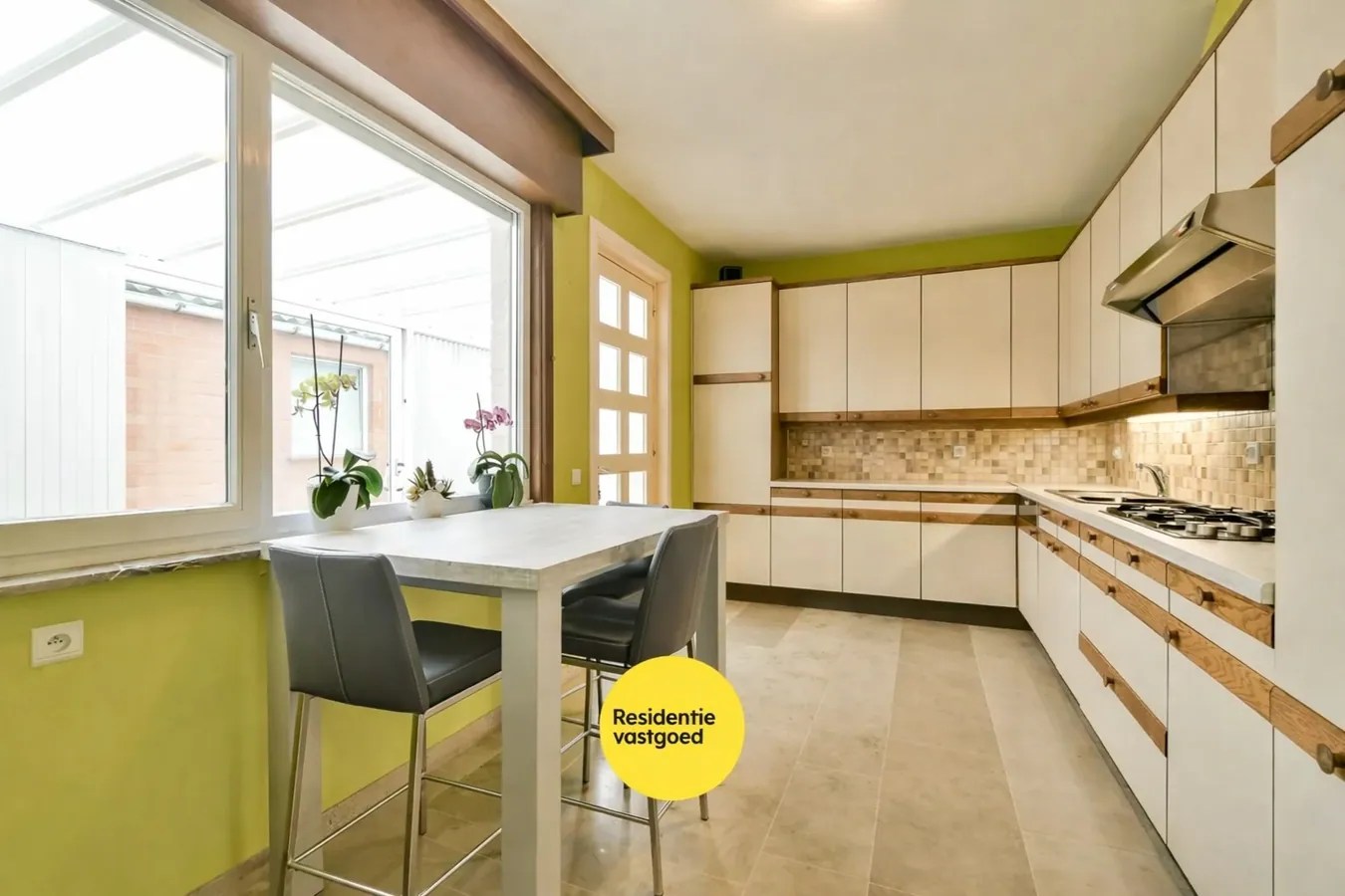Gezellige woning nabij het centrum van Staden! - foto 5