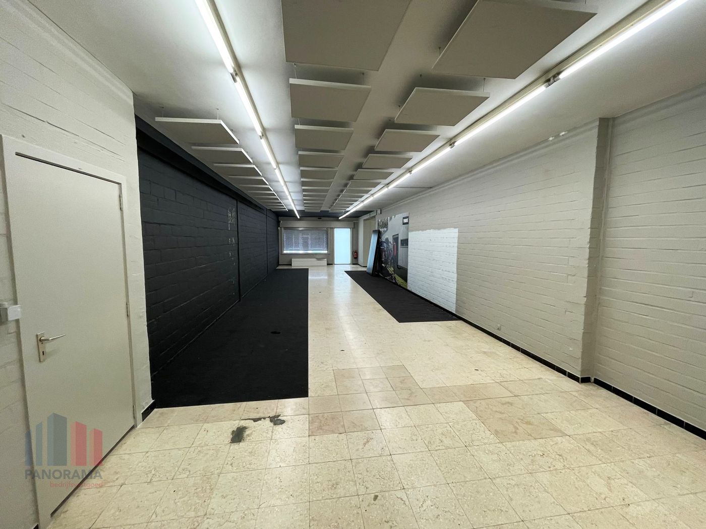 CENTRAAL GELEGEN HANDELSPAND VAN 76 M² - foto 5