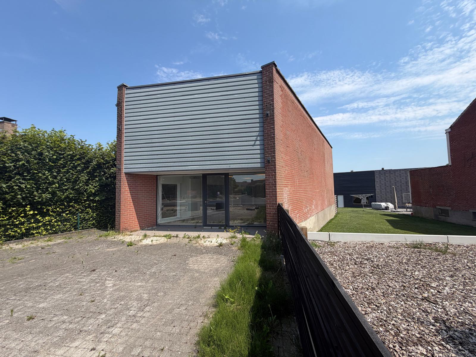 Commercial for sale in Roeselare