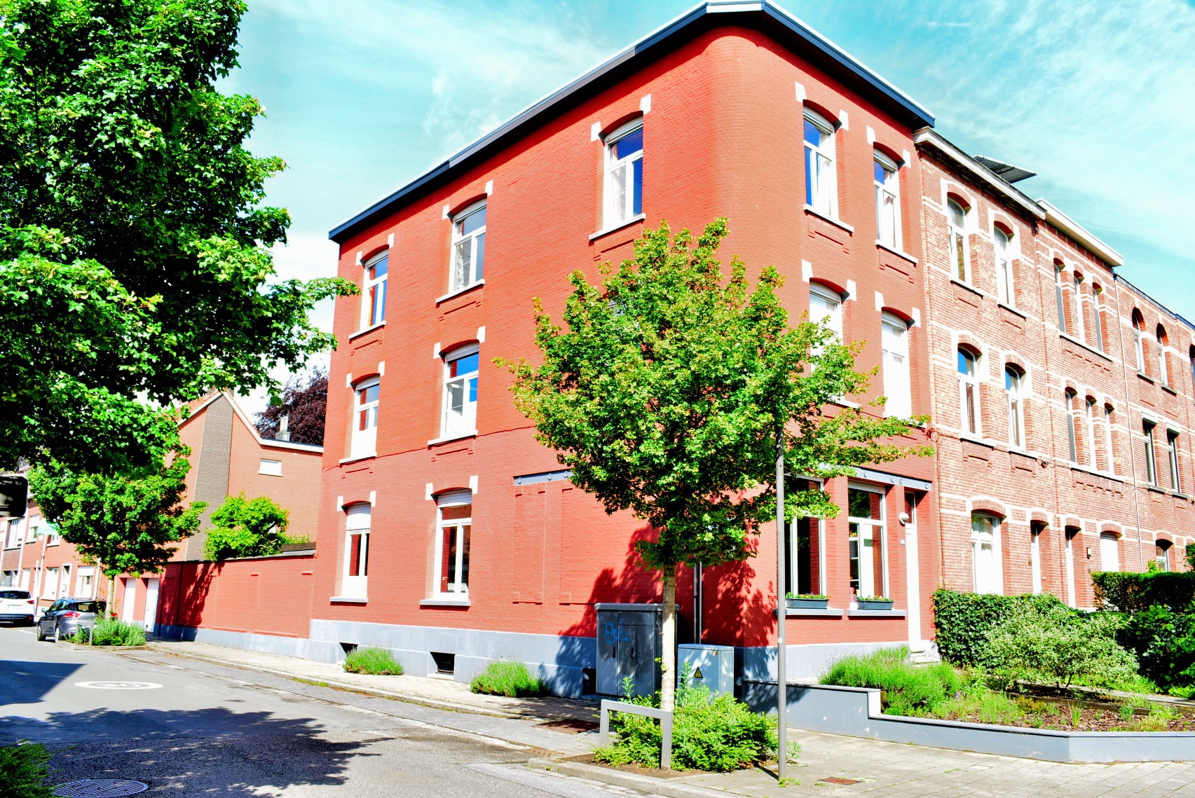 Huis te koop in Ekeren met 4 slaapkamers - foto 1