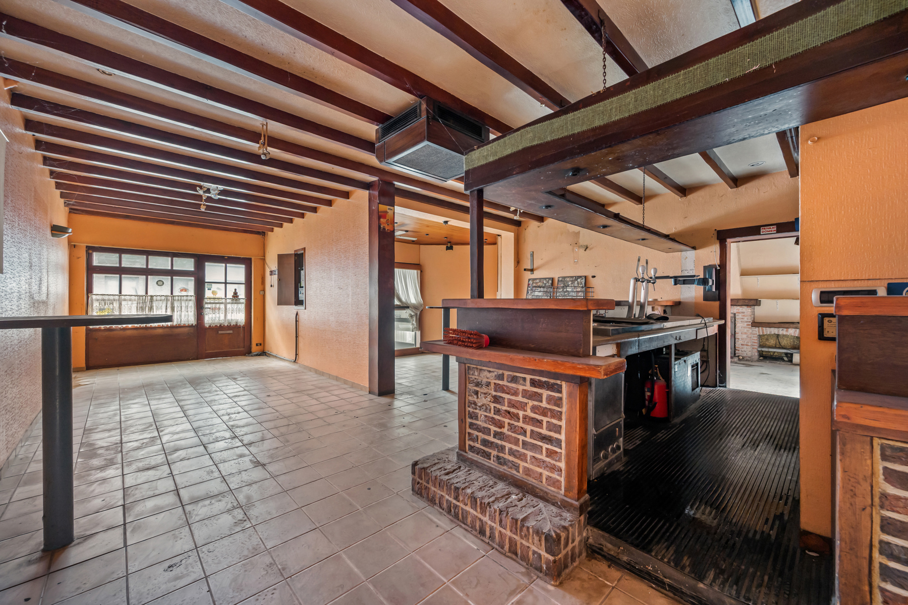 Te renoveren woning (6 SLPK) met tuin in centrum ONK - foto 4