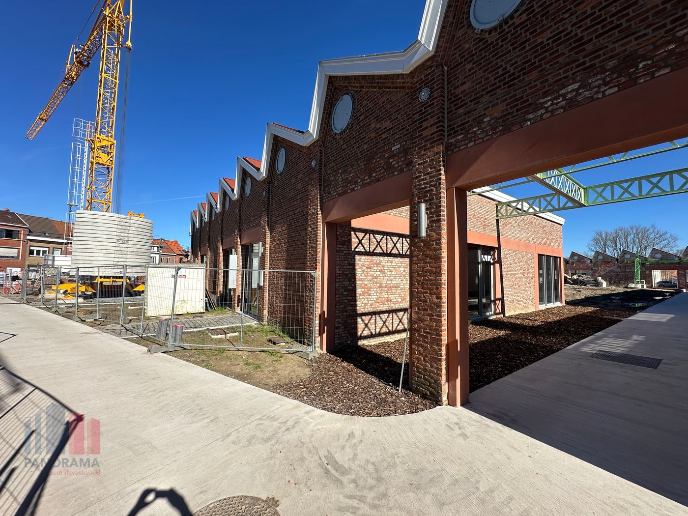 397 m² kantoren te koop naast E17 - foto 3