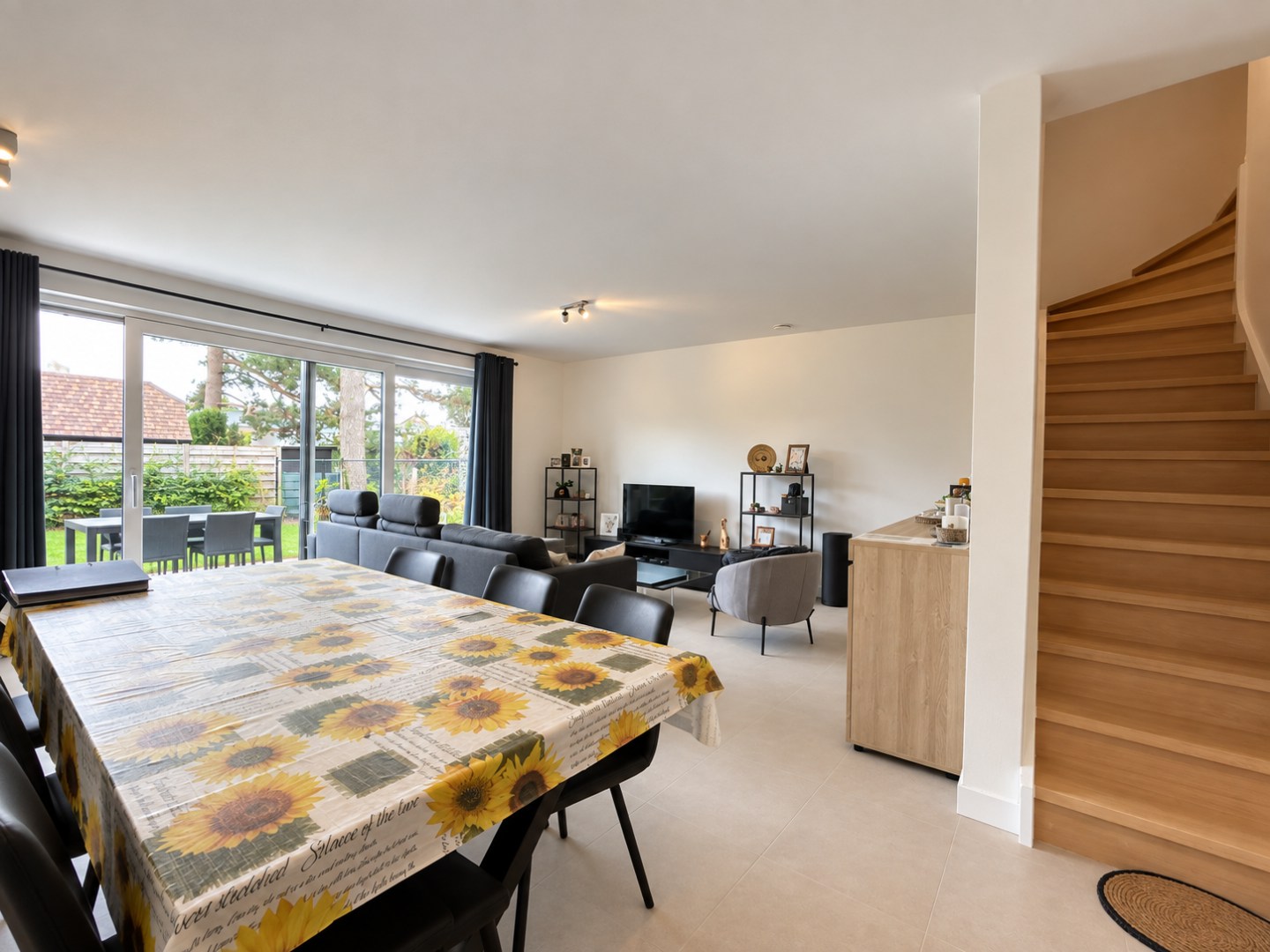 Eigentijds wonen, rustig gelegen. - foto 5