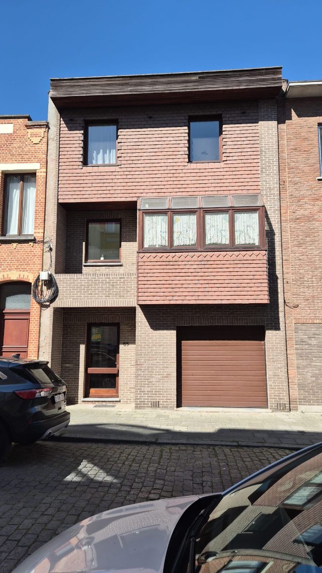 Maison à vendre à Borgerhout avec 3 chambres - photo 1