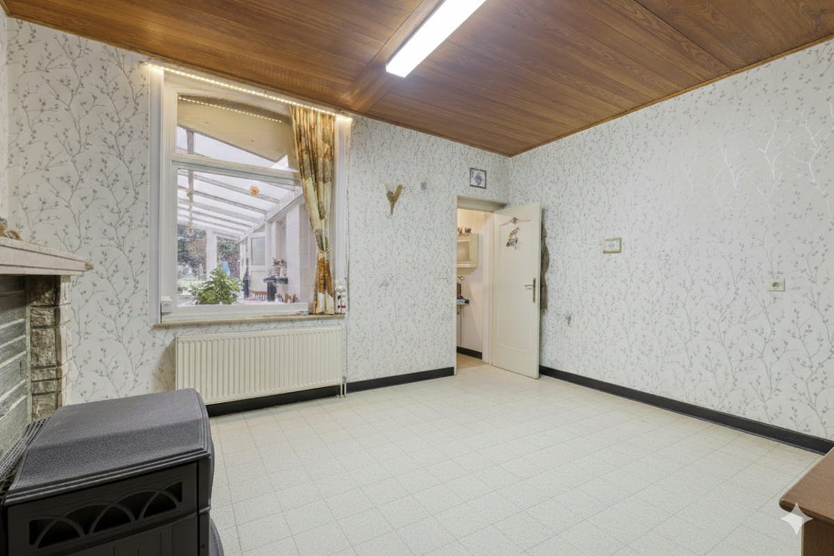 Charming house for sale near the center of Roeselare - photo 3
