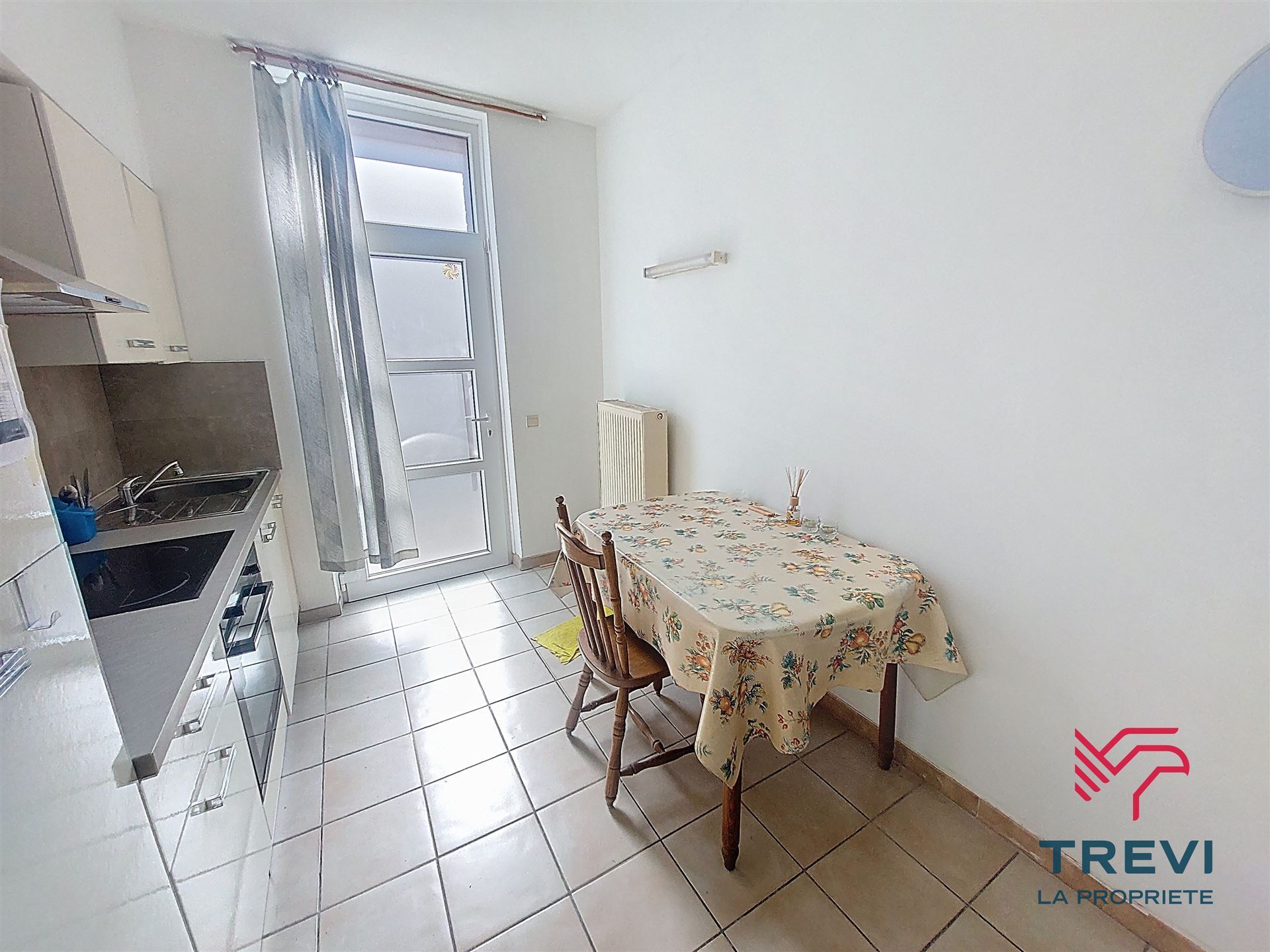 Commercial for sale in Marcinelle with 5 bedrooms - photo 3