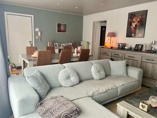 Aangenaam, lichtrijk appartement met garage en tuintje op wandelafstand van centrum. - foto 5