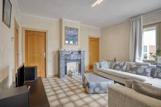 Lieu :- situé à l'adresse Europalaan 142 à Dilsen- route de liaison idéale- accessibilité facile- orientation sud du jardinDans...