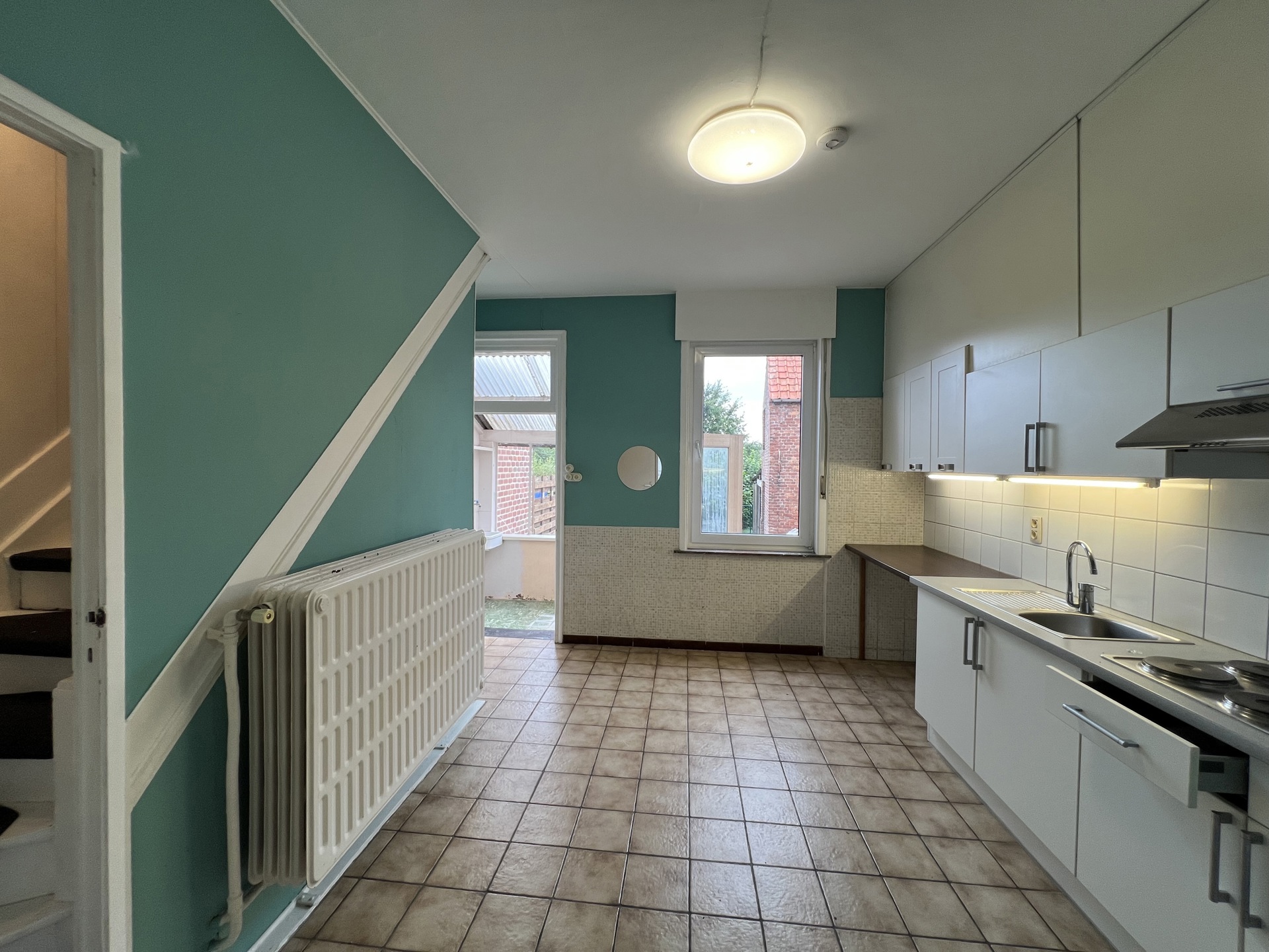 Fantastisch mooi en rustig gelegen te renoveren woning - foto 5