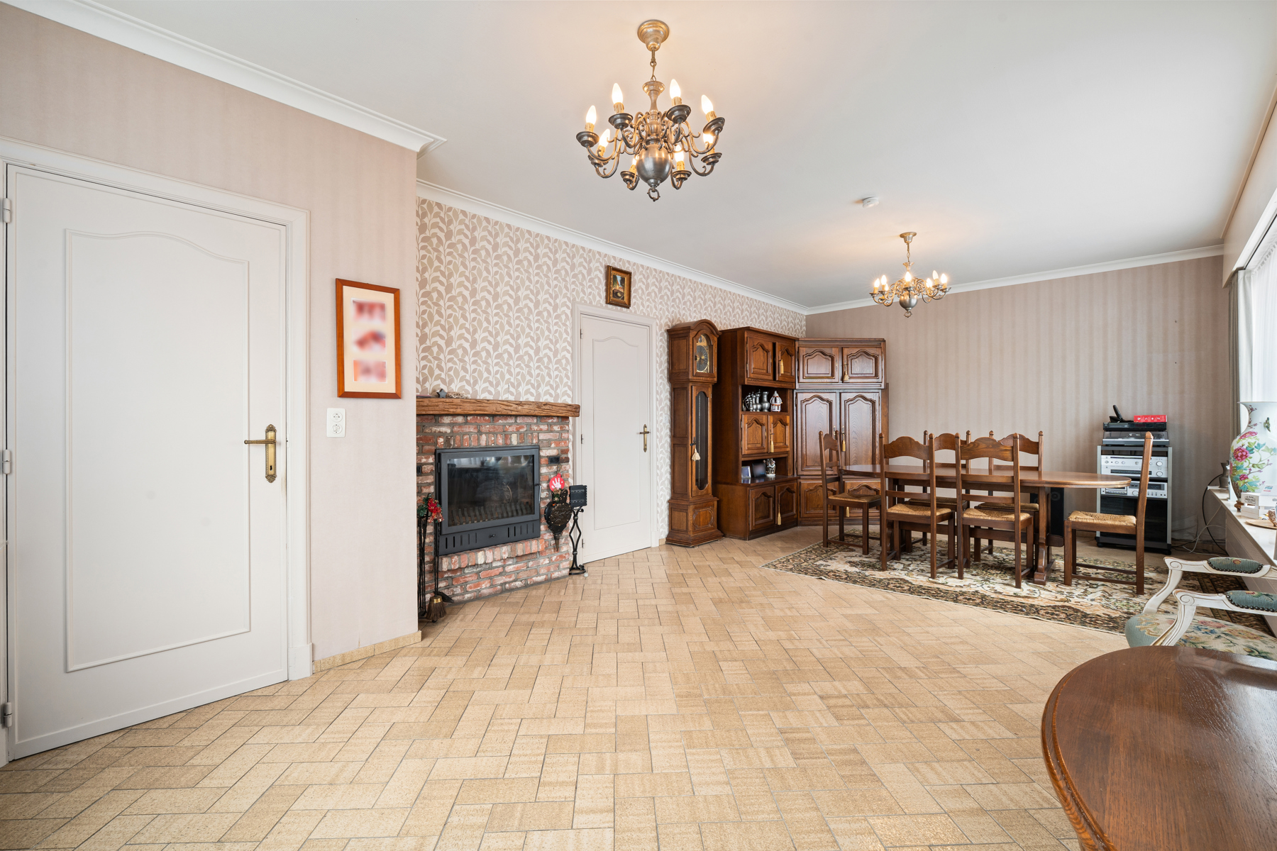 Centraal gelegen, goed onderhouden woning  - foto 2