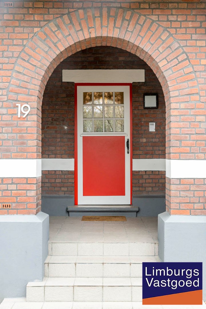 House for sale in Genk with 5 bedrooms - photo 3