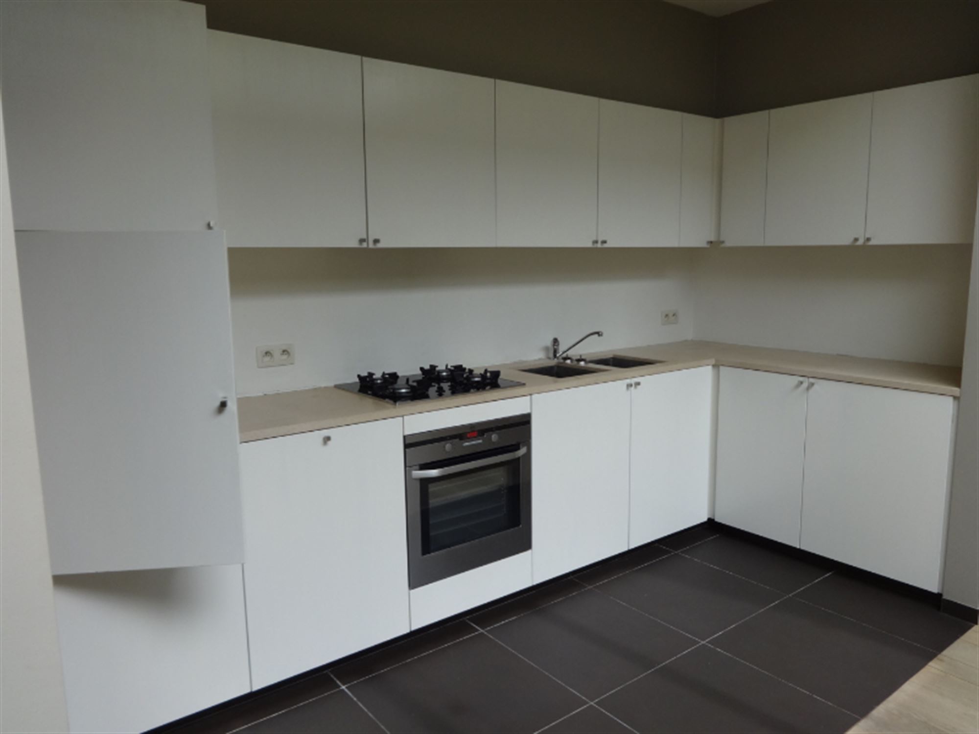 Vernieuwde woning - foto 2