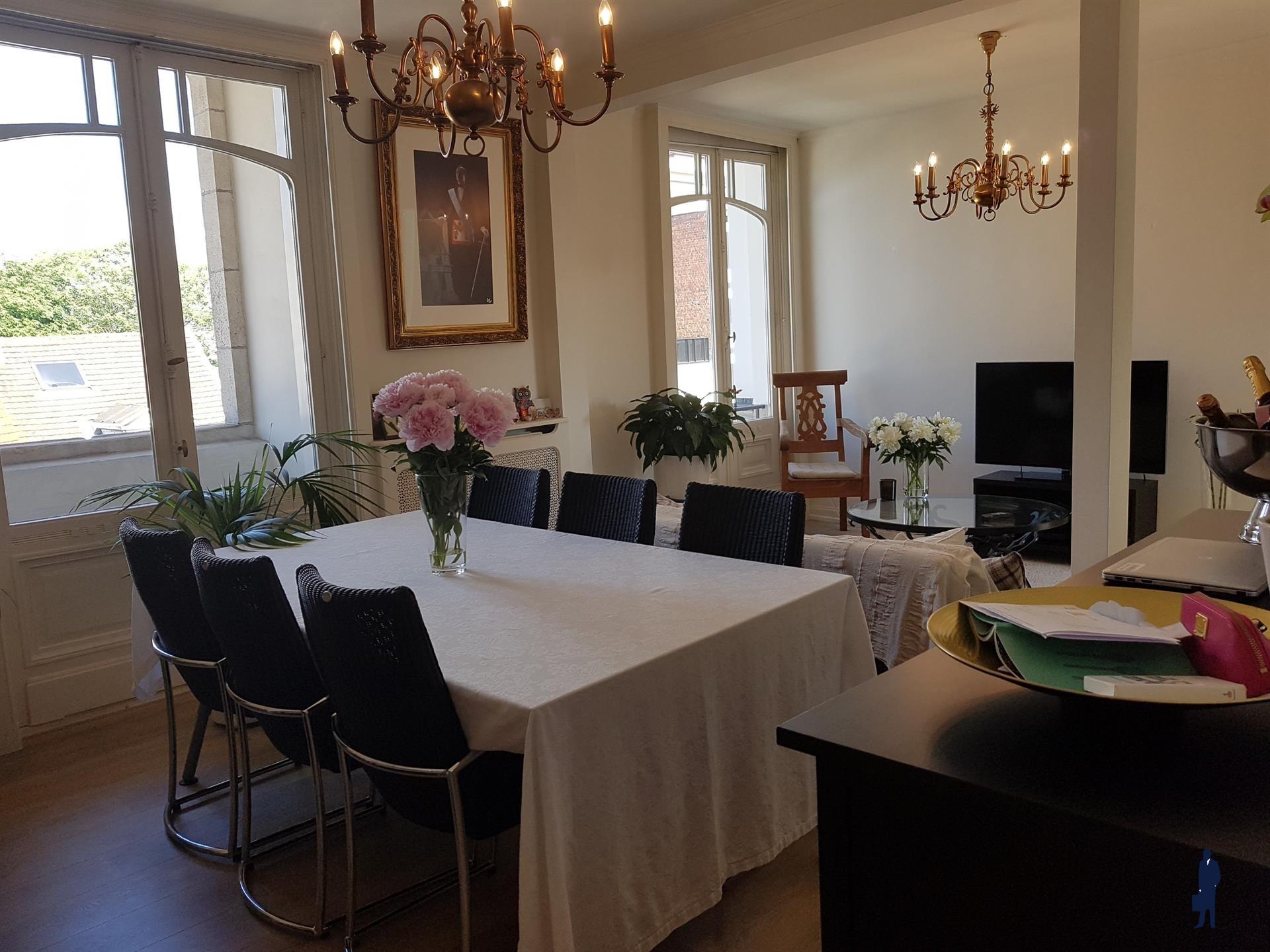 Authentiek gerenoveerd penthouse (ca. 90 m²) met terras - foto 1