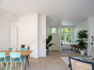 TE KOOP – Gerenoveerde woning in GentbruggeIn de Bassijnstraat te Gentbrugge vinden we deze prachtig gerenoveerde woning met een uitstekende...
