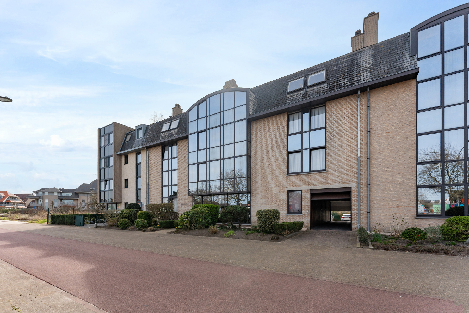 Garage for sale in Koksijde - photo 1