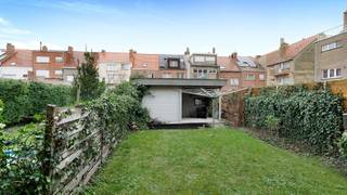 Op een uitstekende centrale ligging in de Dr. Fr. Verhaeghestraat te Blankenberge bevindt zich deze opbrengsteigendom bestaande uit twee...