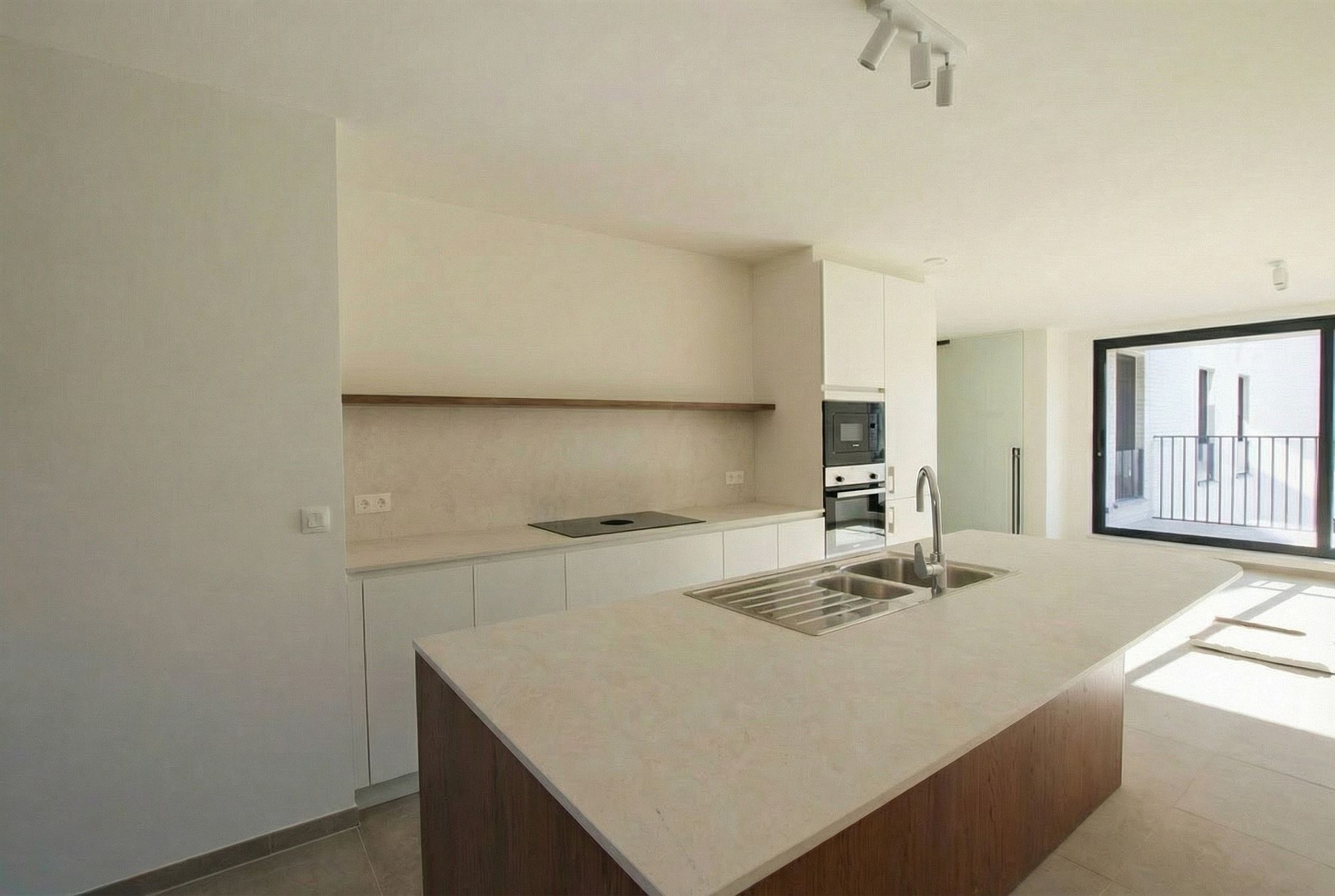 Appartement met 3 slaapkamers en twee terrassen - foto 5