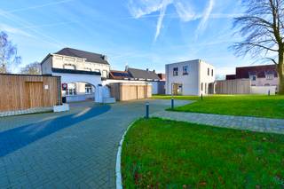 In Project Villa 36 woont u in en nabij het groen met de allures van een landelijke gemeente. Het project is gelegen in een rustige buurt...
